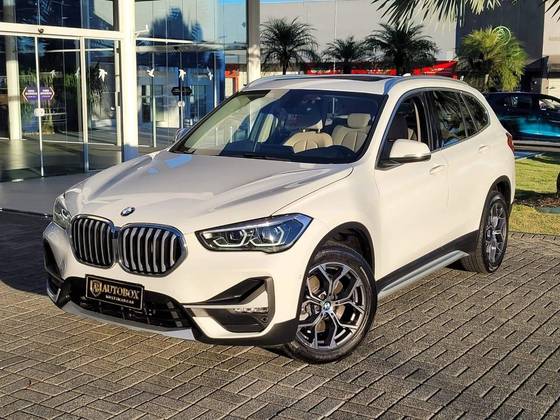 BMW X1 2.0 16V TURBO ACTIVEFLEX SDRIVE20I X-LINE 4P AUTOMÁTICO BMW X1 2.0 16V TURBO ACTIVEFLEX SDRIVE20I X-LINE 4P AUTOMÁTICO